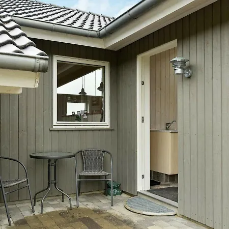 6 Person In Tatil Evi Ansager